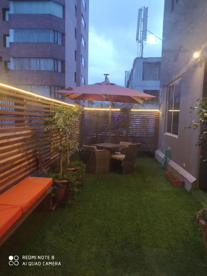Misuitehotel La Carolina Quito Bagian luar foto