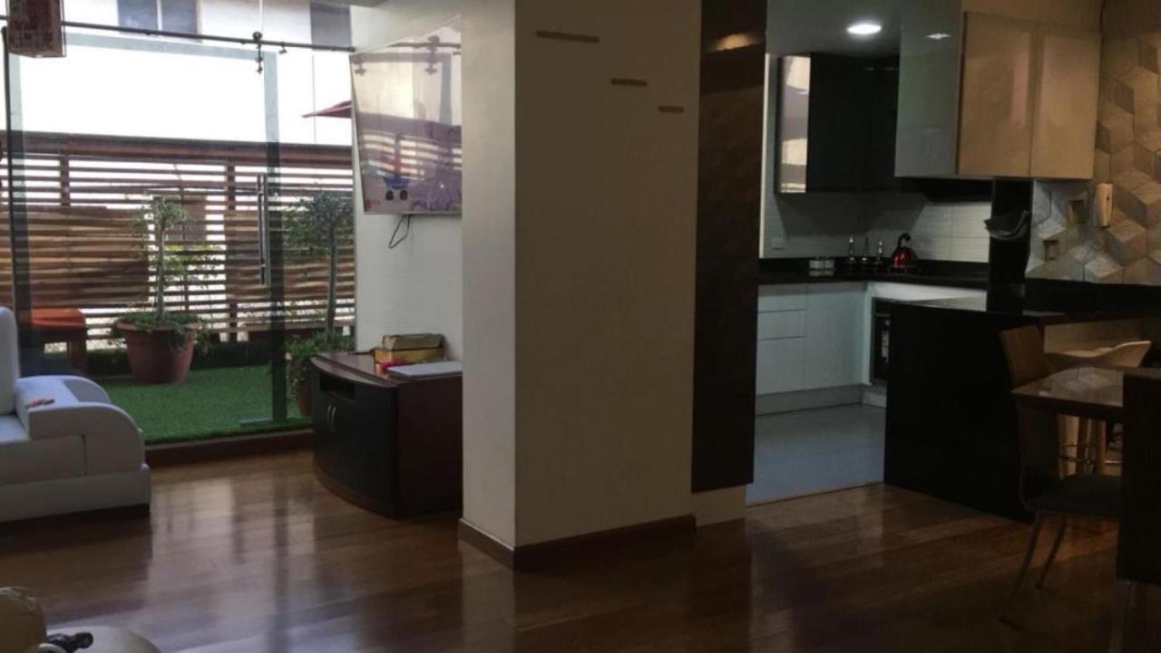 Misuitehotel La Carolina Quito Bagian luar foto